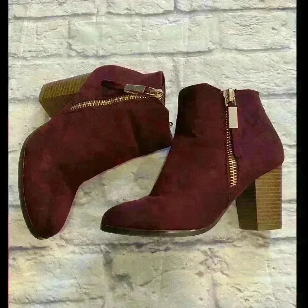 APT 9 Womens Burgundy Suede Ankle Boots Chunky Heel Side Zip Fashion Size 7‎